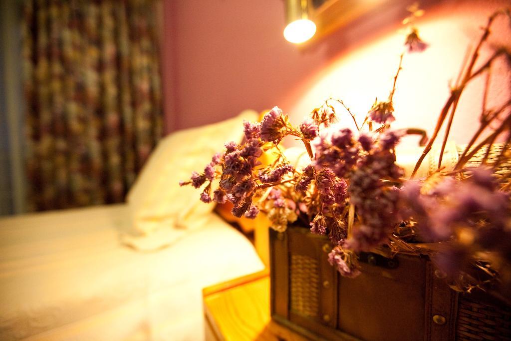 Χenonas Ziakos Hotel Amárantos Buitenkant foto