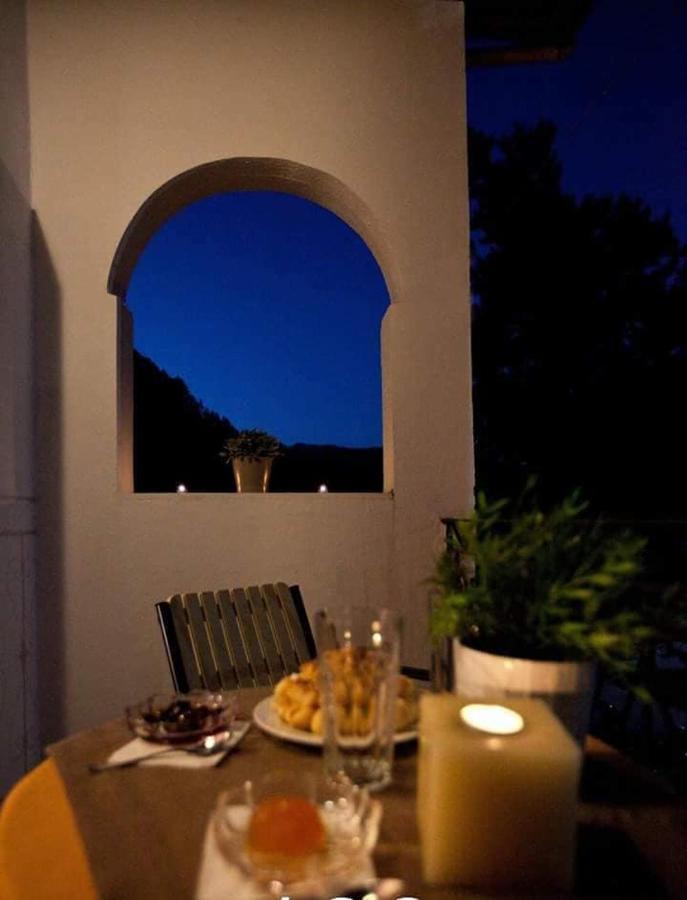 Χenonas Ziakos Hotel Amárantos Buitenkant foto